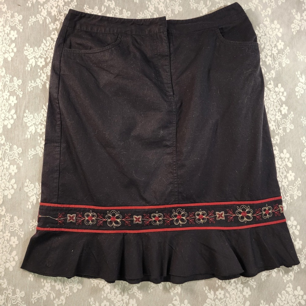 Ann Taylor LOFT Skirt Size 12 Black Cotton Floral Embroidered Ruffle Hem Skirt